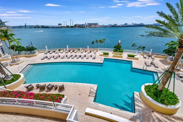 $8,900 | 848 Brickell Key Drive, Unit 2605, Miami, FL 33131