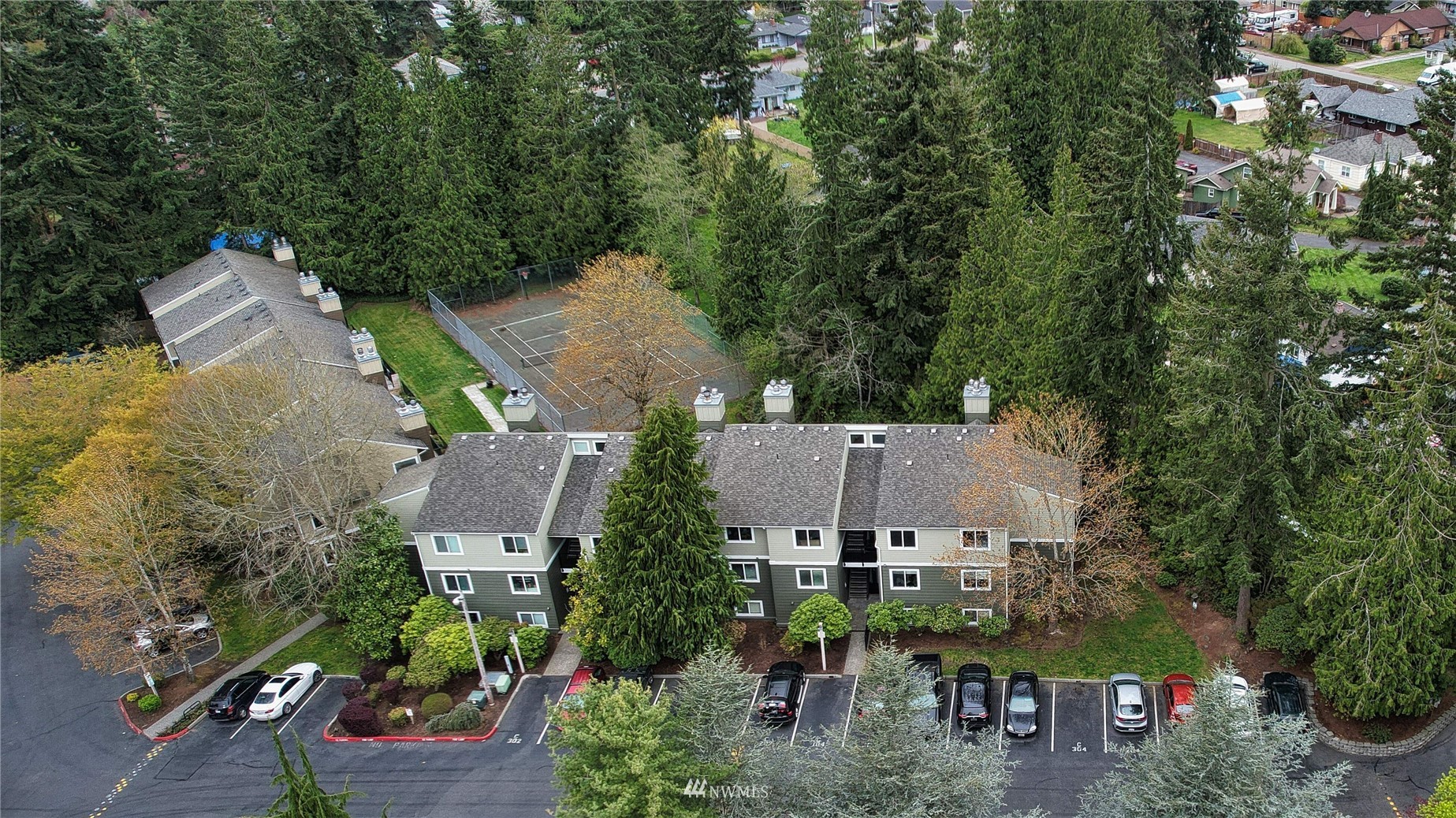 820 Cady Road, Unit C304 Everett, WA 98203 - Photo 22 of 23 an aerial view of a house