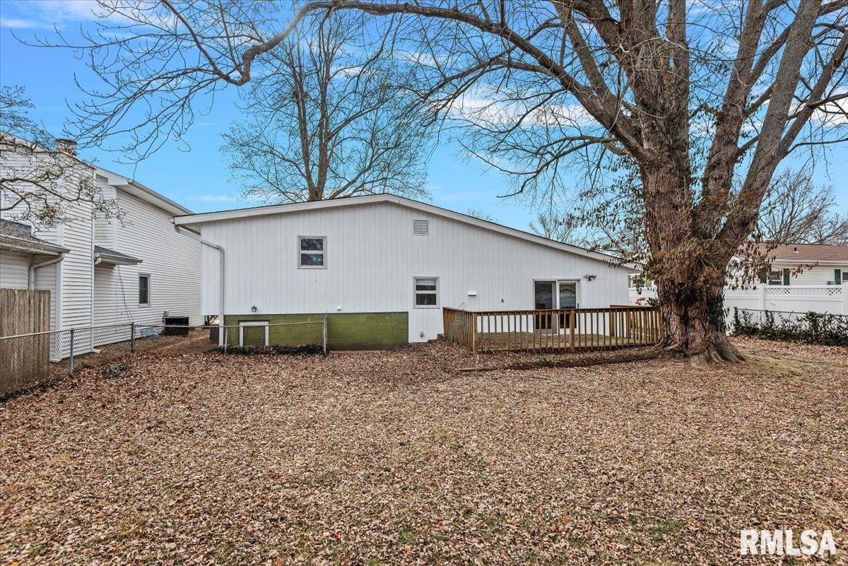 2357 Grinnell Drive Springfield, IL 62704 - Photo 26 of 27