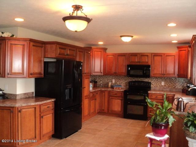 302 Trinity Drive Rineyville, KY 40162 - Photo 5 of 31 Trinity ( Haberman) 006