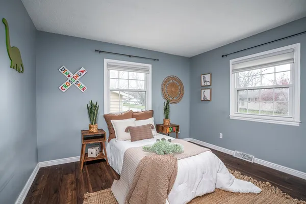 $265,000 | 402 West Sheridan Drive, Eldridge, IA 52748