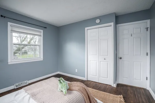 $265,000 | 402 West Sheridan Drive, Eldridge, IA 52748