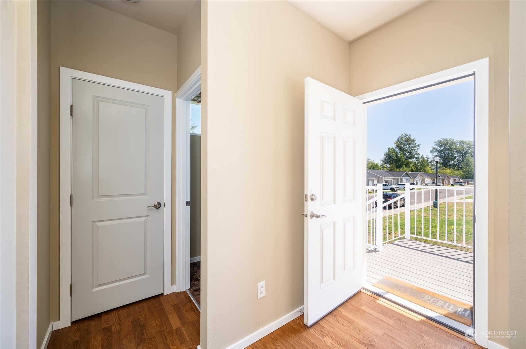 2098 Roxy Loop Ferndale, WA 98248 - Photo 7 of 40 Gallery Image 7