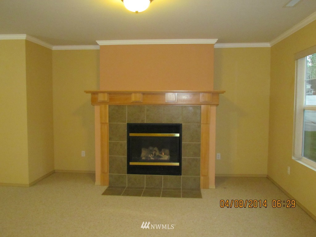 2803 Southeast 4th Street Renton, WA 98056 - Photo 3 of 19