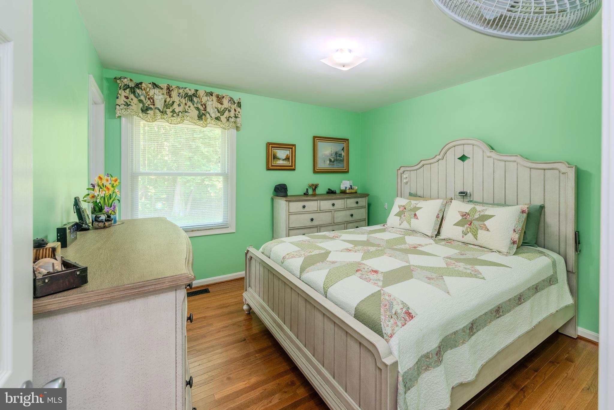 1650 Walnut Road Port Republic, MD 20676 - Photo 17 of 44 Main bedroom