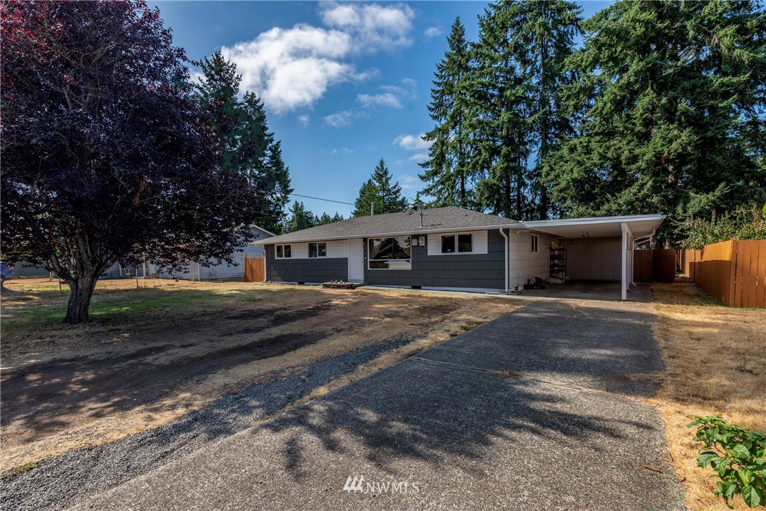 11722 Military Road Southwest Lakewood, WA 98498 - Photo 3 of 25 Gallery Image 3