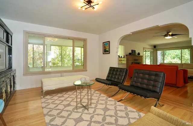 $1,995,000 | 109 Glass Mountain Lane, St. Helena, CA 94574