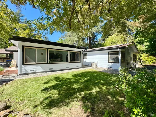 $1,995,000 | 109 Glass Mountain Lane, St. Helena, CA 94574