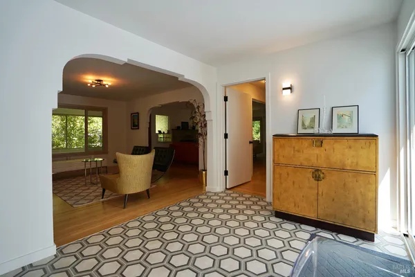 $1,995,000 | 109 Glass Mountain Lane, St. Helena, CA 94574