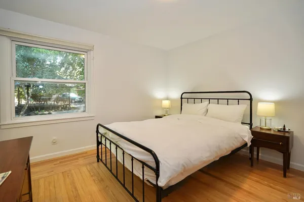 $1,995,000 | 109 Glass Mountain Lane, St. Helena, CA 94574