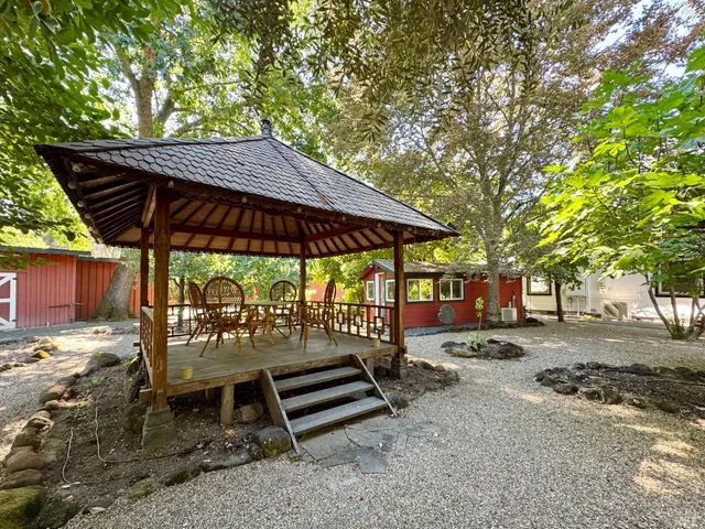 $1,995,000 | 109 Glass Mountain Lane, St. Helena, CA 94574