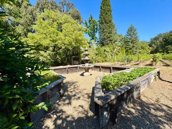$1,995,000 | 109 Glass Mountain Lane, St. Helena, CA 94574