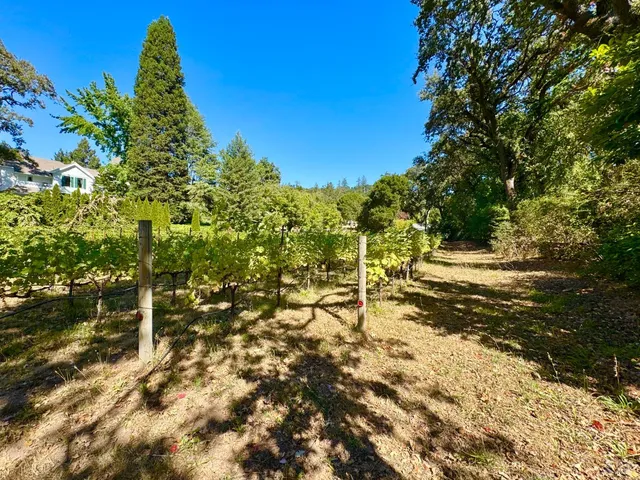 $1,995,000 | 109 Glass Mountain Lane, St. Helena, CA 94574