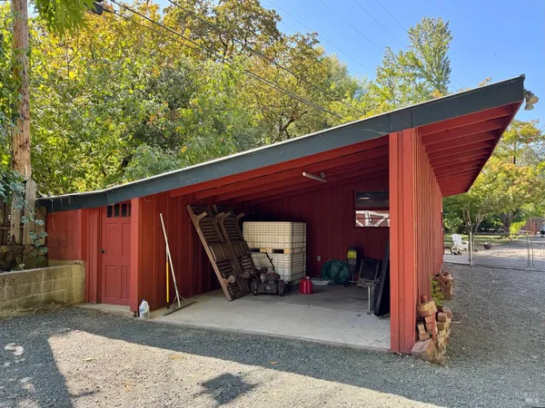 $1,995,000 | 109 Glass Mountain Lane, St. Helena, CA 94574