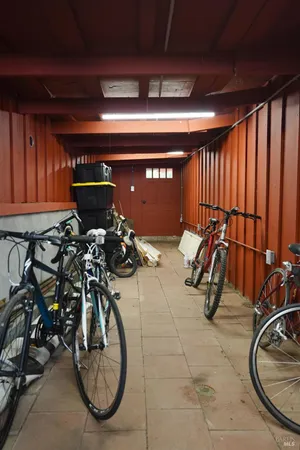 $1,995,000 | 109 Glass Mountain Lane, St. Helena, CA 94574