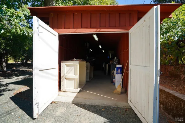 $1,995,000 | 109 Glass Mountain Lane, St. Helena, CA 94574