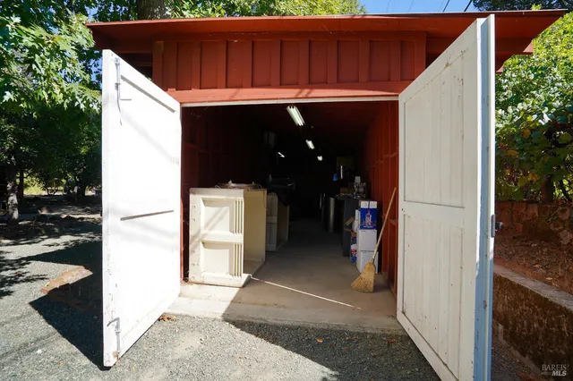 $1,995,000 | 109 Glass Mountain Lane, St. Helena, CA 94574