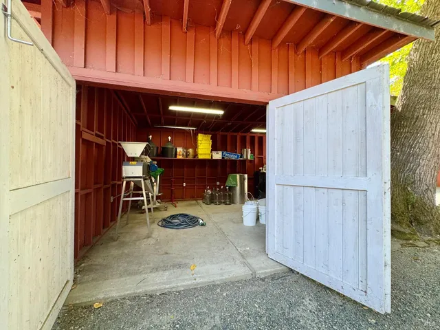 $1,995,000 | 109 Glass Mountain Lane, St. Helena, CA 94574