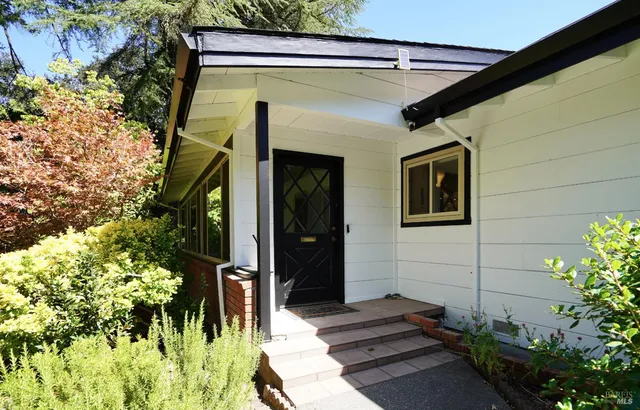 $1,995,000 | 109 Glass Mountain Lane, St. Helena, CA 94574