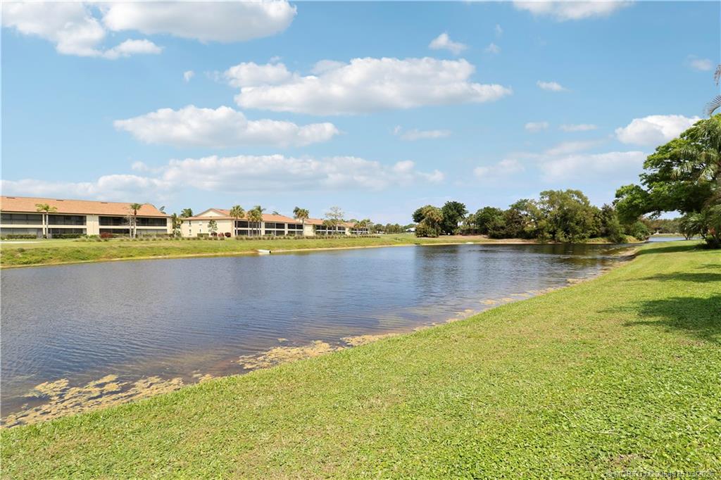 107 Brier Circle Jupiter, FL 33458 - Photo 26 of 36