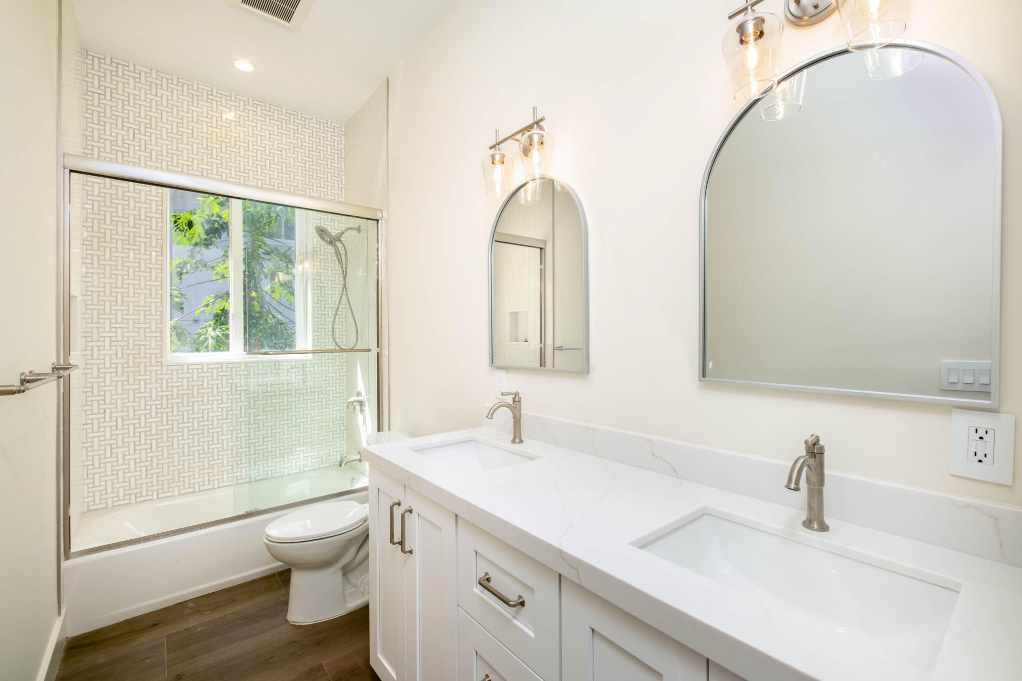 36 Park Road Islamorada, FL 33036 - Photo 25 of 40 3rd Bathroom