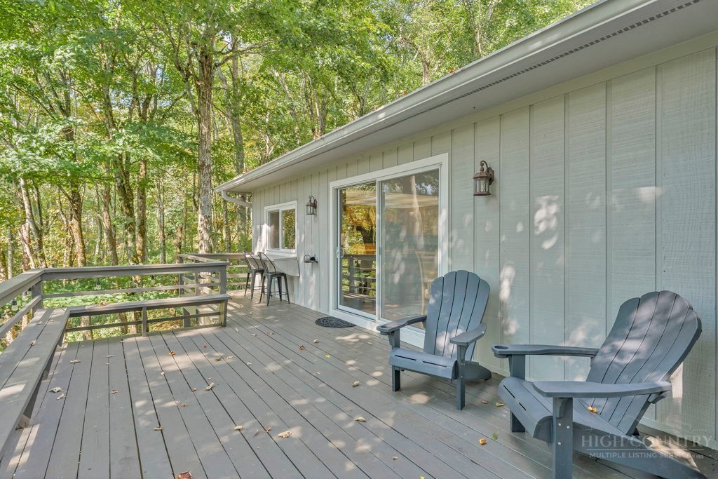 202 Cliffside Lane Seven Devils, NC 28604 - Photo 39 of 48 Gallery Image 39