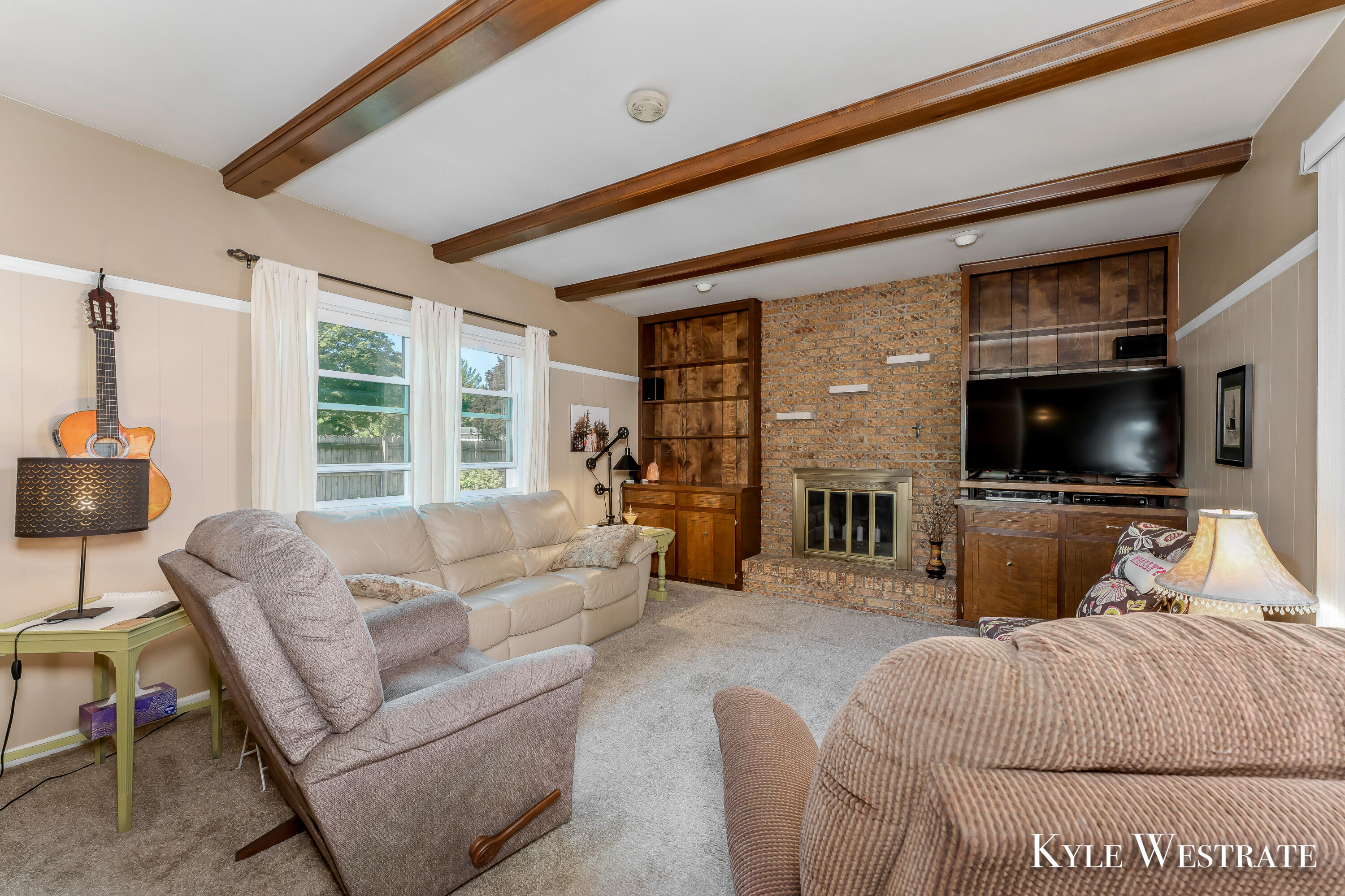 7865 Ridgewood Drive Jenison, MI 49428 - Photo 6 of 28 Ridgeway0005