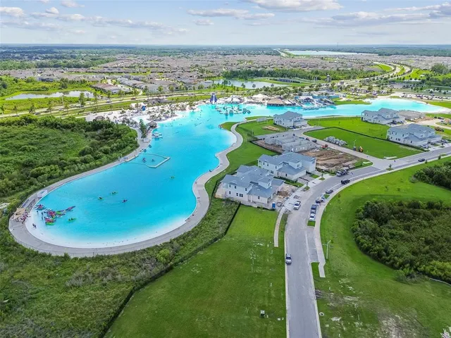 $539,500 | 9882 Shoreline Vw Way, Wesley Chapel, FL 33545