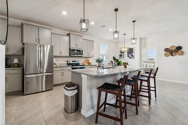 $539,500 | 9882 Shoreline Vw Way, Wesley Chapel, FL 33545