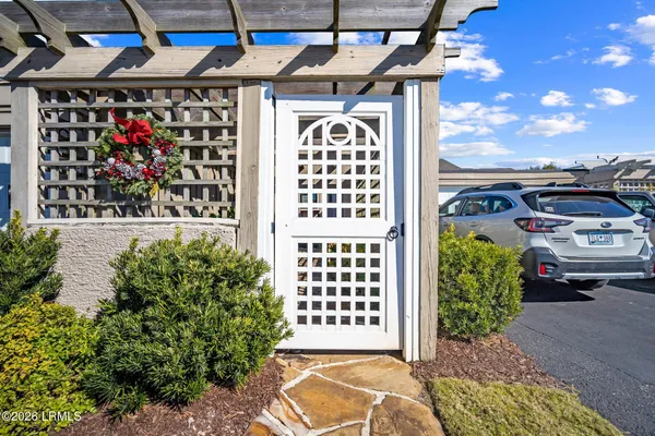 $899,500 | 119 Ocean Point Drive, Fripp Island, SC 29920