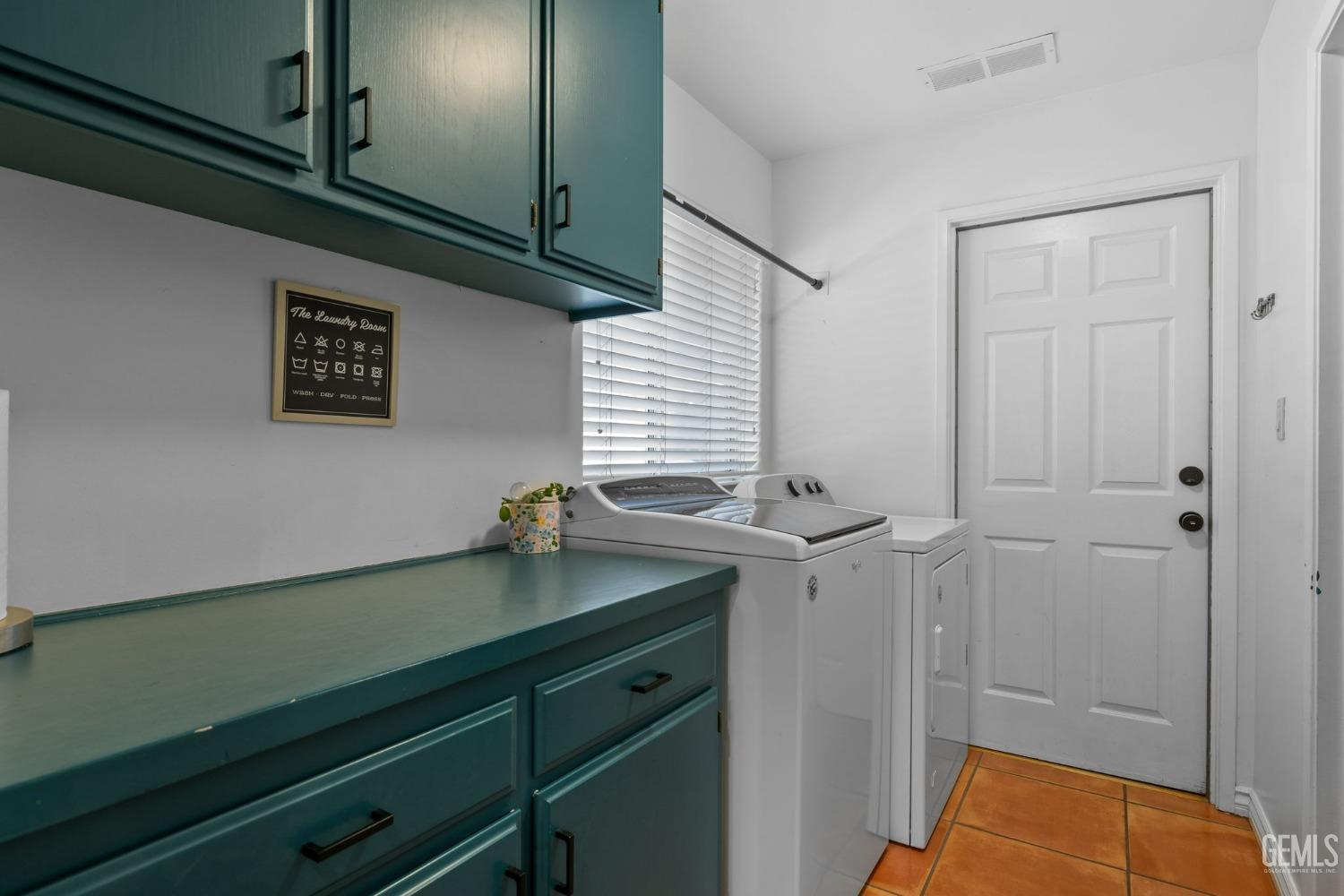 Undisclosed Address Bakersfield, CA 93311 - Photo 38 of 69