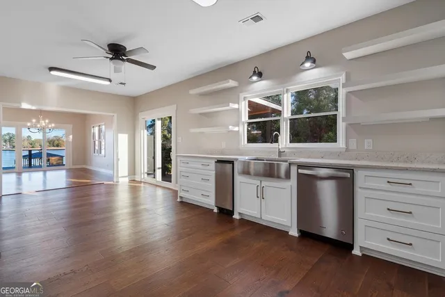 $1,650,000 | 211 Lakecrest Drive Northeast, Milledgeville, GA 31061