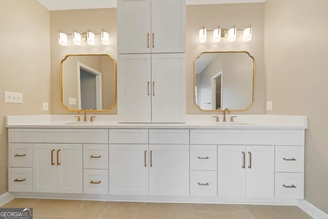 $1,650,000 | 211 Lakecrest Drive Northeast, Milledgeville, GA 31061