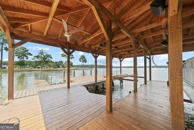 $1,650,000 | 211 Lakecrest Drive Northeast, Milledgeville, GA 31061