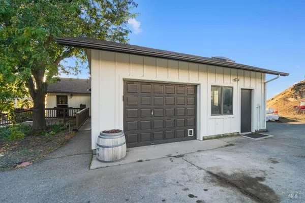 $2,995,000 | 12730 Sunny Slope Road, Caldwell, ID 83607