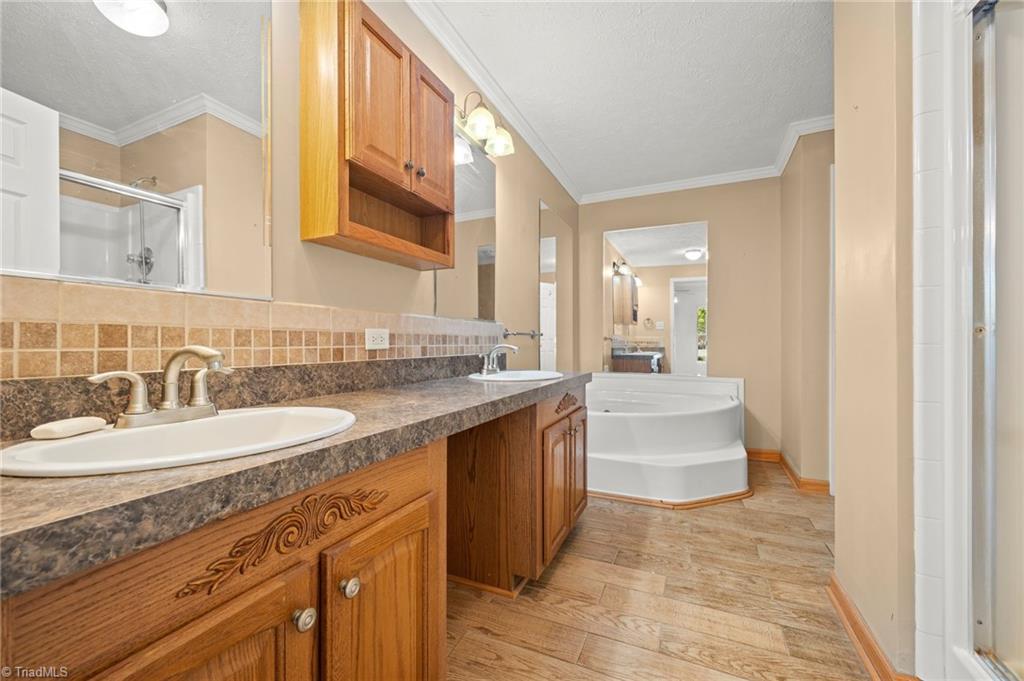 5150 Paramount Road Pfafftown, NC 27040 - Photo 17 of 44 Gallery Image 17