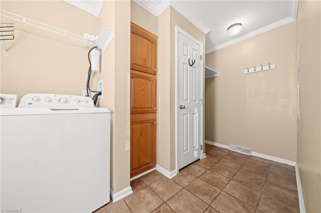 5150 Paramount Road Pfafftown, NC 27040 - Photo 28 of 44 Gallery Image 28