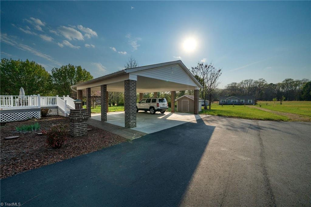 5150 Paramount Road Pfafftown, NC 27040 - Photo 38 of 44 Gallery Image 38