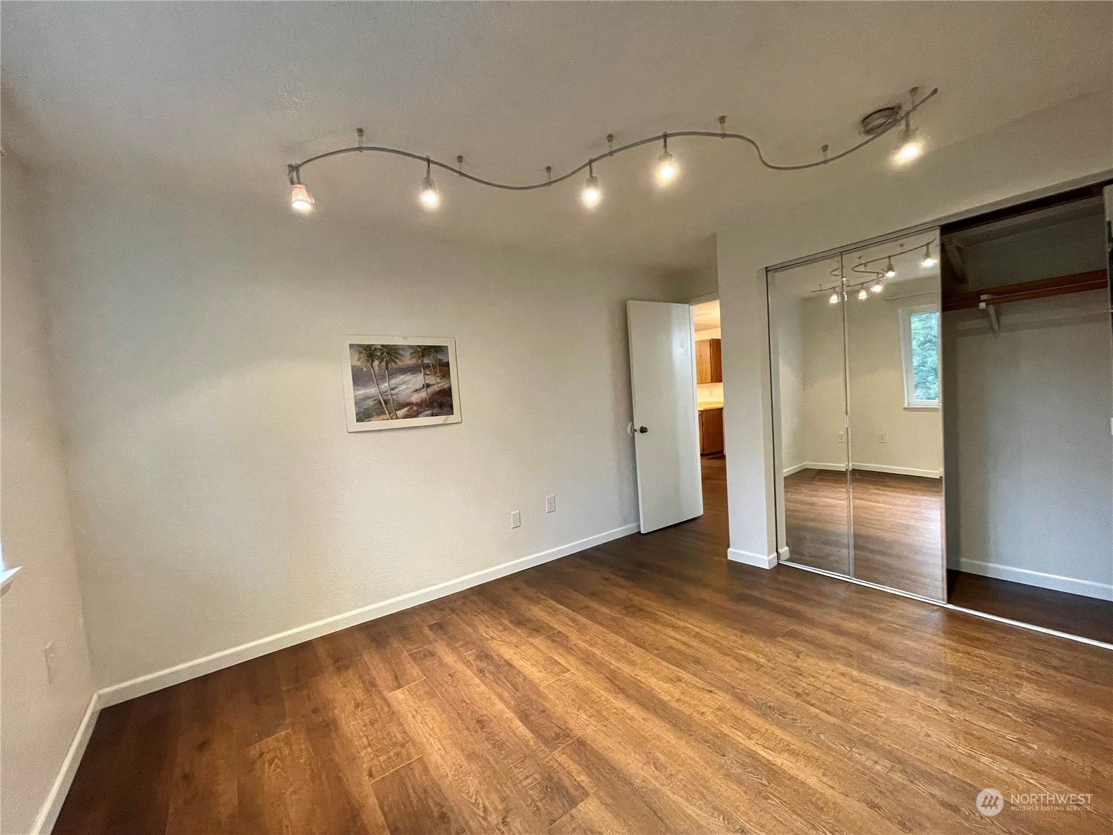 1150 Sunset Boulevard Northeast, Unit 323 Renton, WA 98056 - Photo 8 of 13 Gallery Image 8