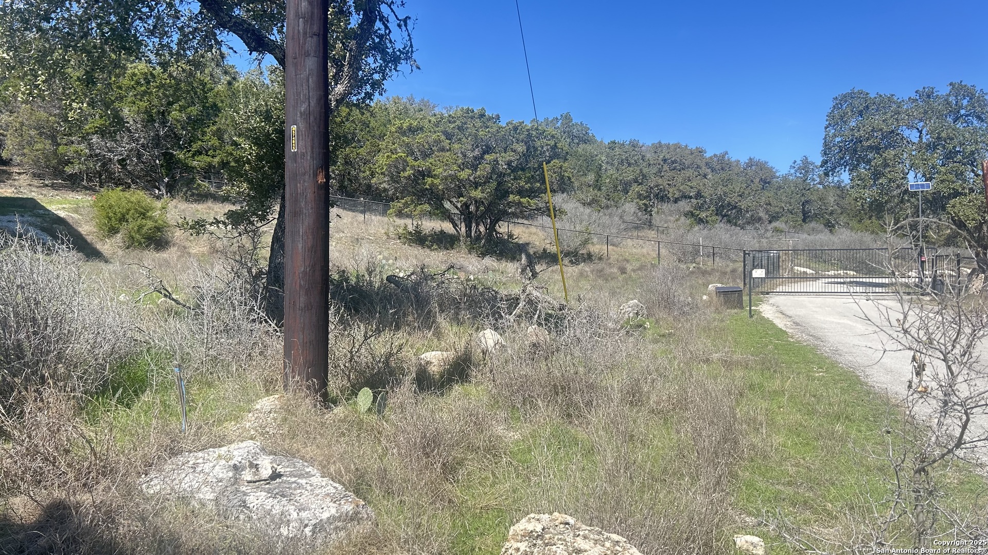 1395 Overbrook Lane Spring Branch, TX 78070 - Photo 2 of 12