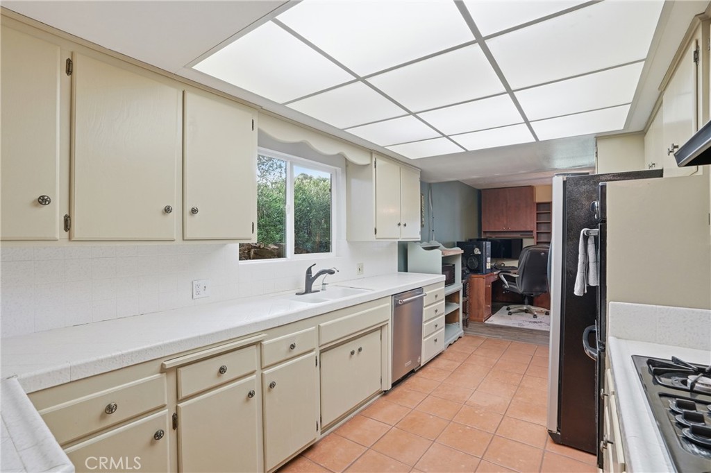 448 Pomeroy Road Nipomo, CA 93444 - Photo 14 of 53 Gallery Image 14