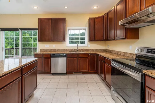 $401,900 | 141 Pump Station Road, Makanda, IL 62958