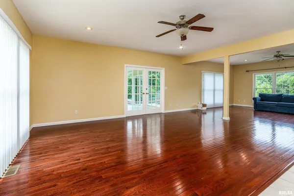 $401,900 | 141 Pump Station Road, Makanda, IL 62958