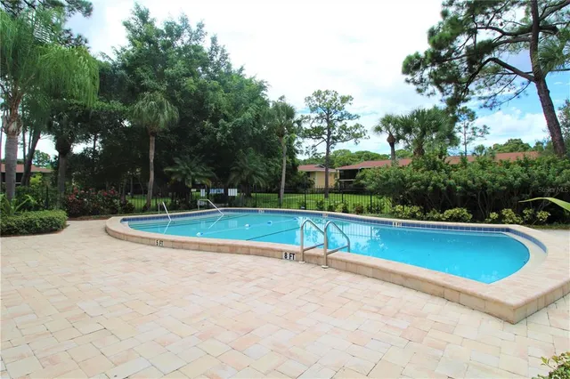 $1,750 | 942 La Costa Circle, Unit 3, Sarasota, FL 34237