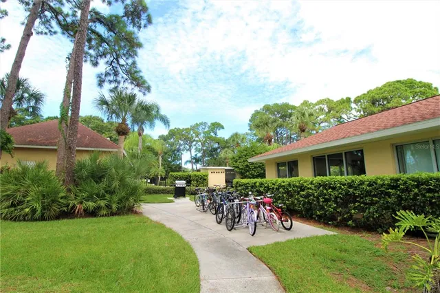 $1,750 | 942 La Costa Circle, Unit 3, Sarasota, FL 34237