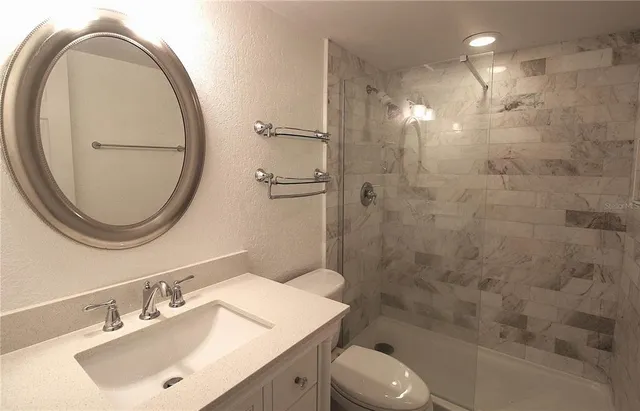 $1,750 | 942 La Costa Circle, Unit 3, Sarasota, FL 34237