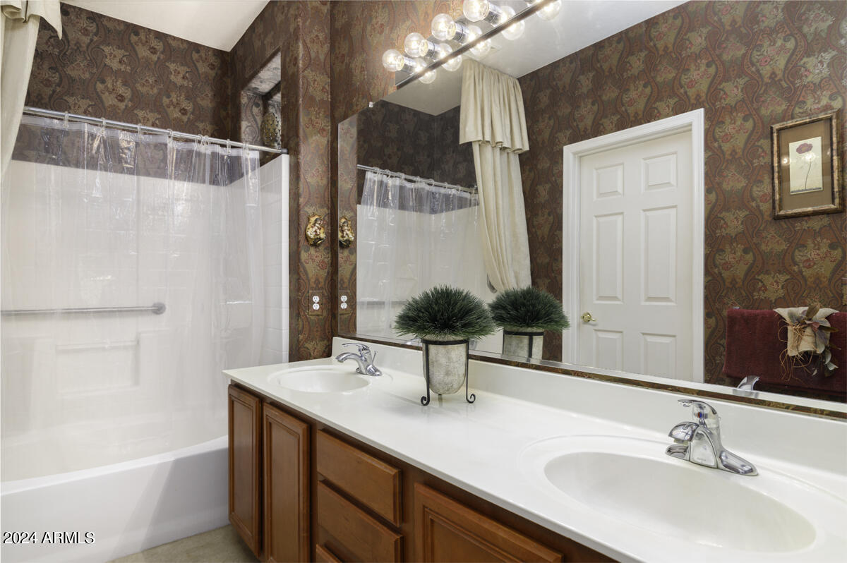 1759 South Rome Street Gilbert, AZ 85295 - Photo 13 of 32 mbath2