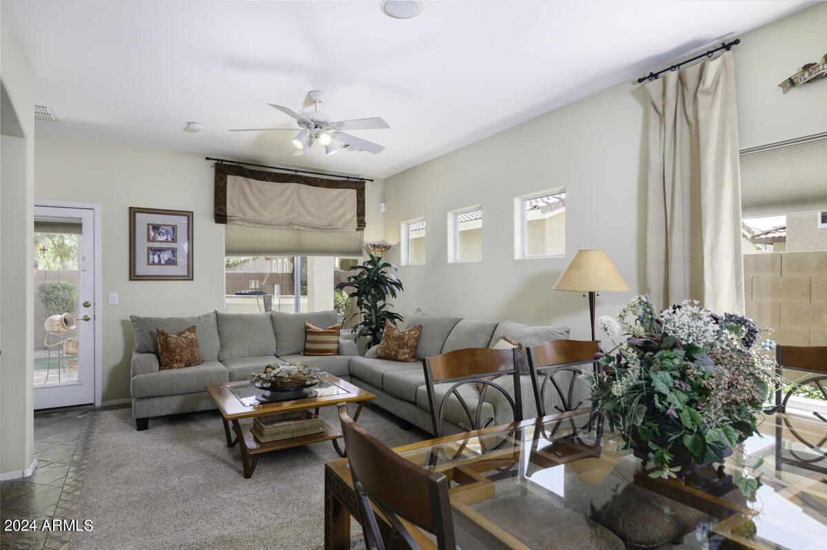 1759 South Rome Street Gilbert, AZ 85295 - Photo 3 of 32 fr2