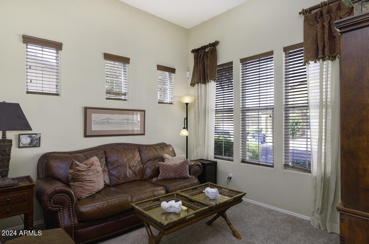 1759 South Rome Street Gilbert, AZ 85295 - Photo 8 of 32 lr1 (1)