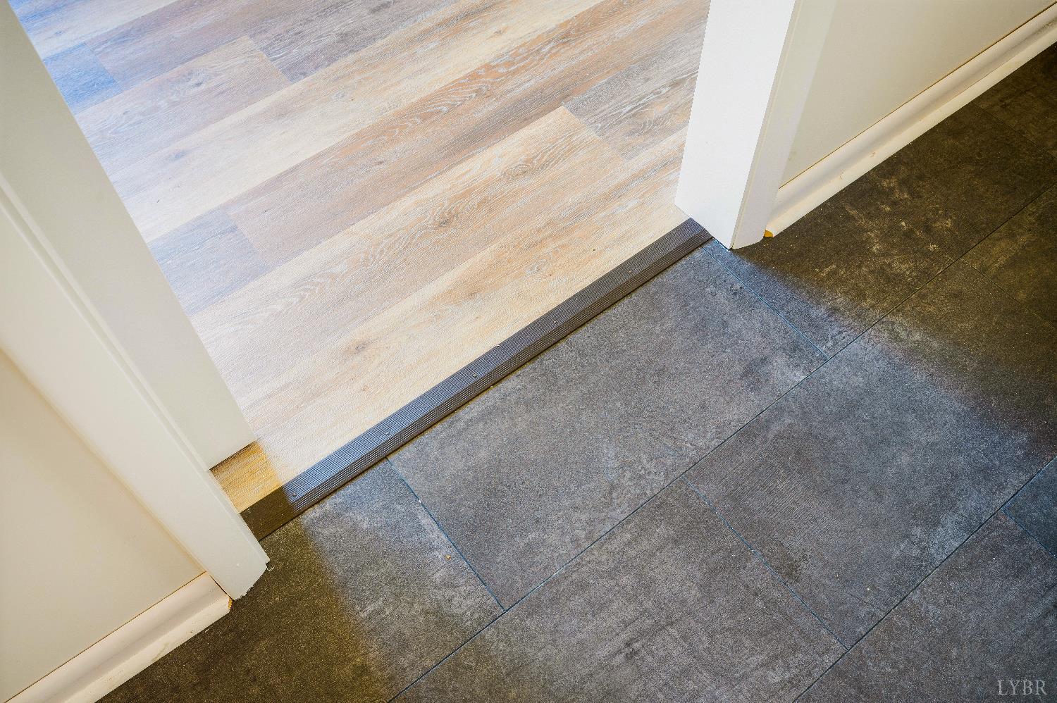 333 North Main Street Amherst, VA 24521 - Photo 20 of 56 a view of wooden floor